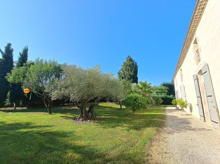 Image No.26-5 Bed House for sale