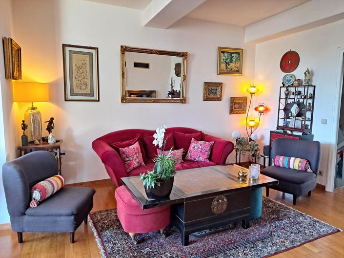 Image No.5-5 Bed House for sale