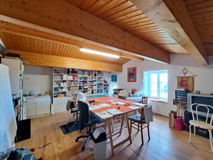 Image No.16-4 Bed House for sale