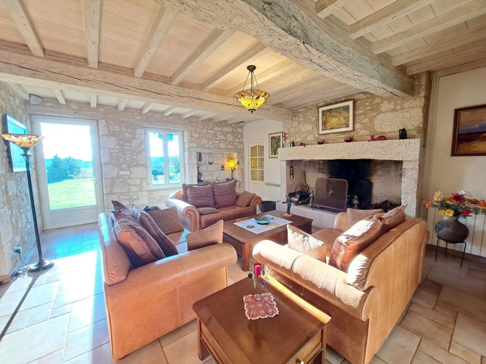 Image No.8-4 Bed House for sale