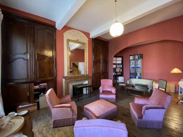 Image No.15-6 Bed House for sale