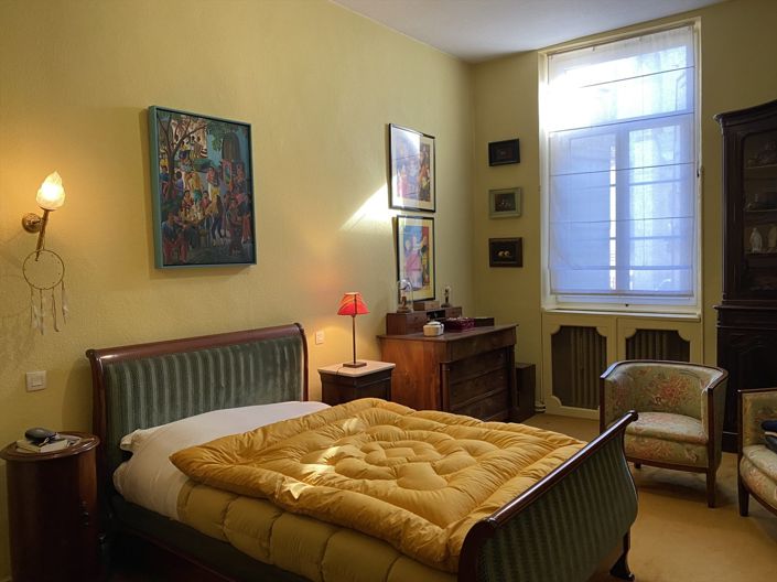 Image No.21-6 Bed House for sale