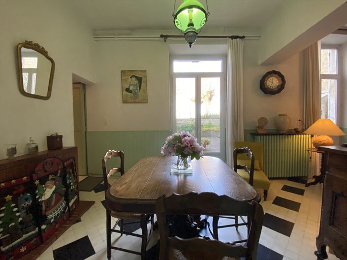 Image No.5-6 Bed House for sale