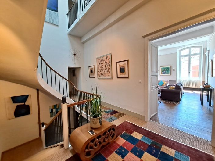 Image No.18-5 Bed House for sale