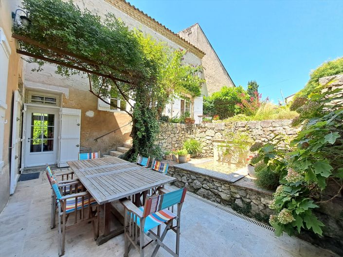 Image No.2-5 Bed House for sale