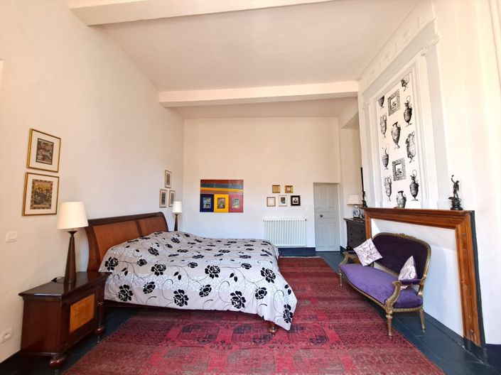 Image No.21-5 Bed House for sale