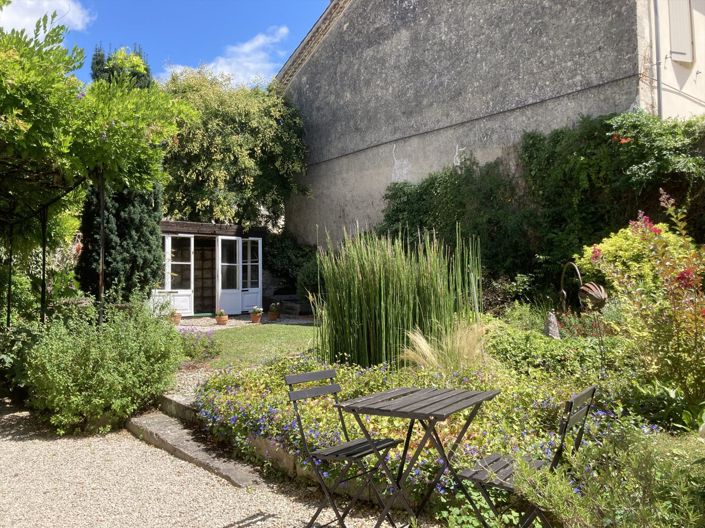 Image No.3-5 Bed House for sale