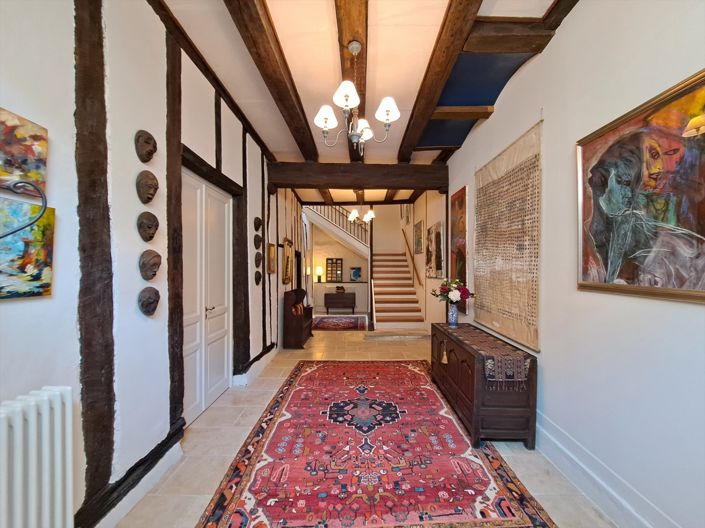 Image No.6-5 Bed House for sale