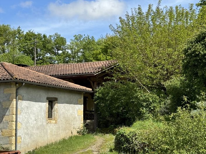 Image No.18-5 Bed House for sale