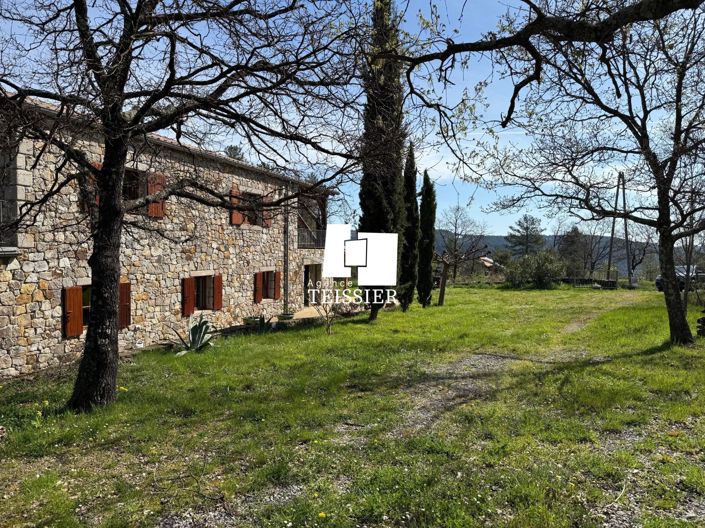 Image No.18-6 Bed House for sale