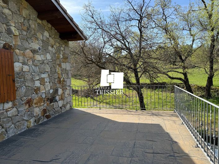 Image No.23-6 Bed House for sale