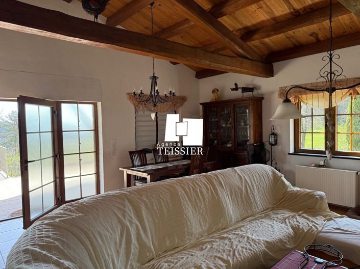 Image No.5-6 Bed House for sale