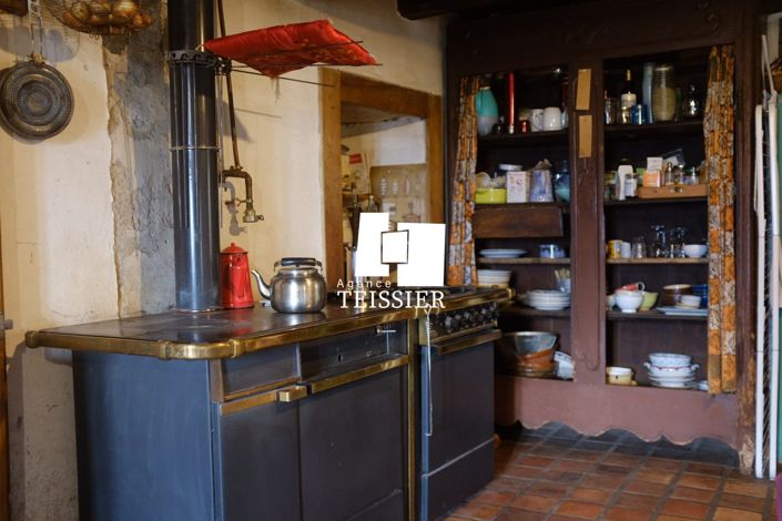 Image No.4-8 Bed House for sale