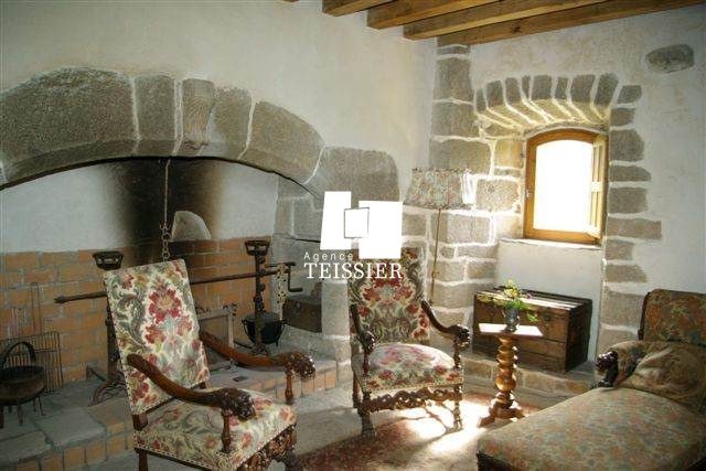 Image No.5-6 Bed Property for sale