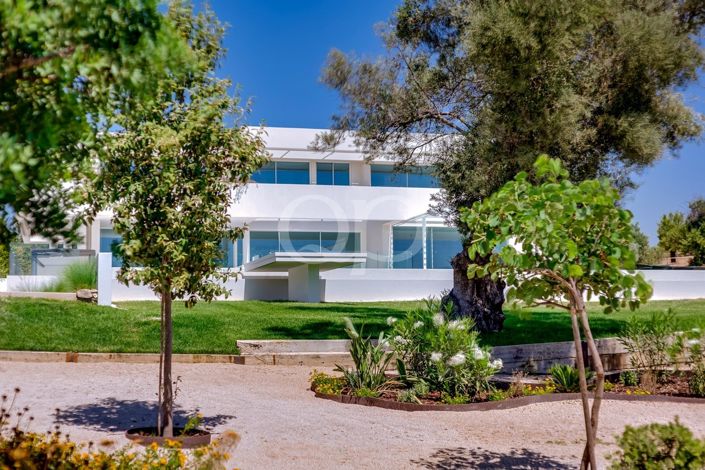 Image No.28-8 Bed House for sale