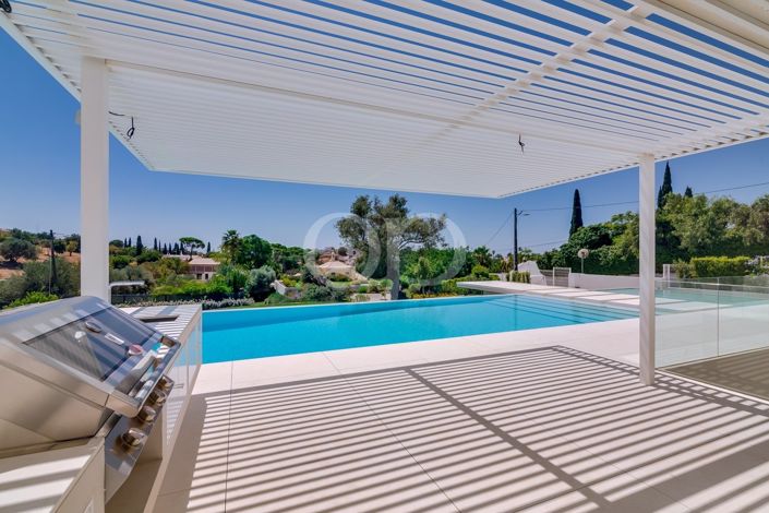 Image No.44-8 Bed House for sale