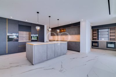 azwtqdz9scddcl7l6