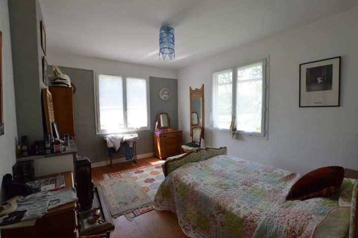 Image No.11-2 Bed House for sale