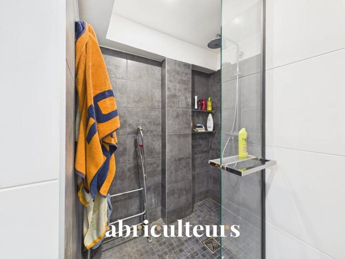 Image No.11-3 Bed Apartment for sale