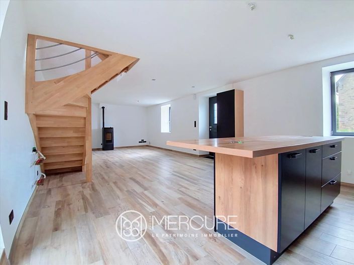 Image No.3-4 Bed House for sale