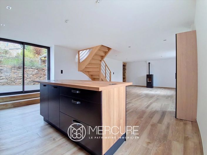 Image No.4-4 Bed House for sale