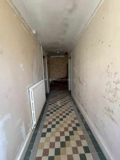 Image No.3-5 Bed House for sale