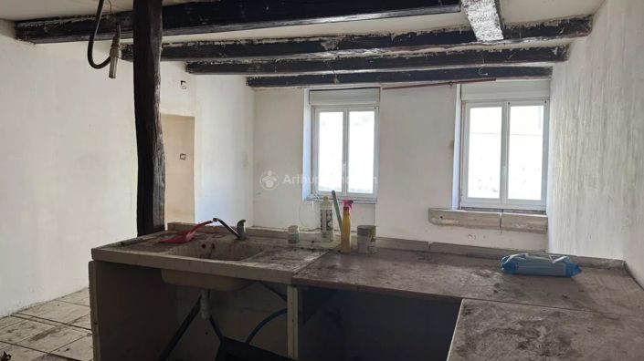 Image No.6-5 Bed House for sale