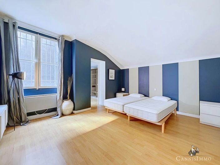 Image No.14-3 Bed Apartment for sale