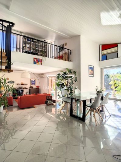 Image No.5-4 Bed House for sale
