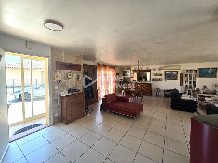 Image No.14-3 Bed House for sale