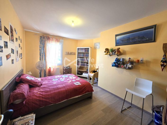 Image No.16-3 Bed House for sale