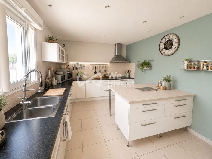 Image No.2-3 Bed House for sale