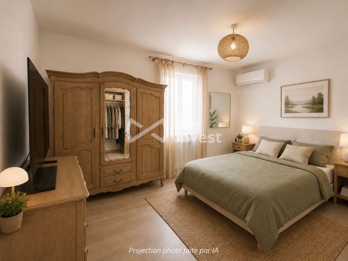 Image No.20-3 Bed House for sale