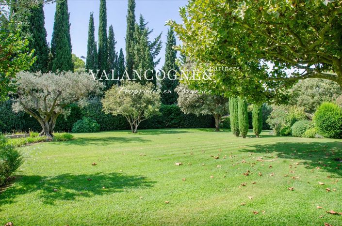 Image No.10-5 Bed House for sale