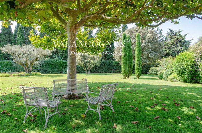 Image No.10-5 Bed House for sale