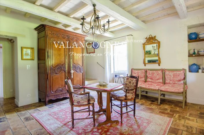 Image No.16-5 Bed House for sale