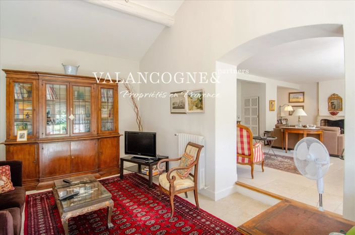 Image No.24-5 Bed House for sale