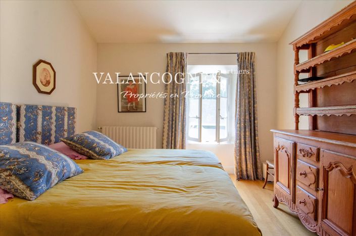 Image No.29-5 Bed House for sale