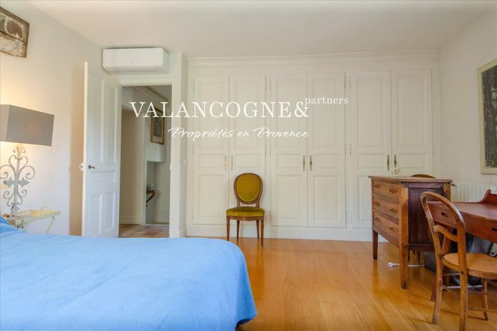 Image No.33-5 Bed House for sale