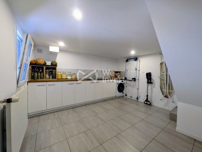 Image No.20-4 Bed House for sale