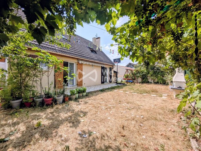 Image No.26-4 Bed House for sale