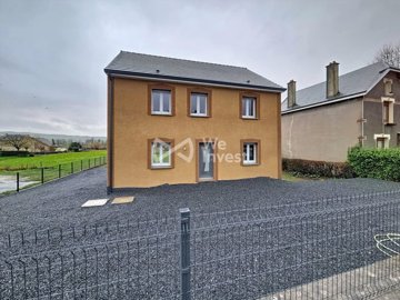 1 - Carignan, House