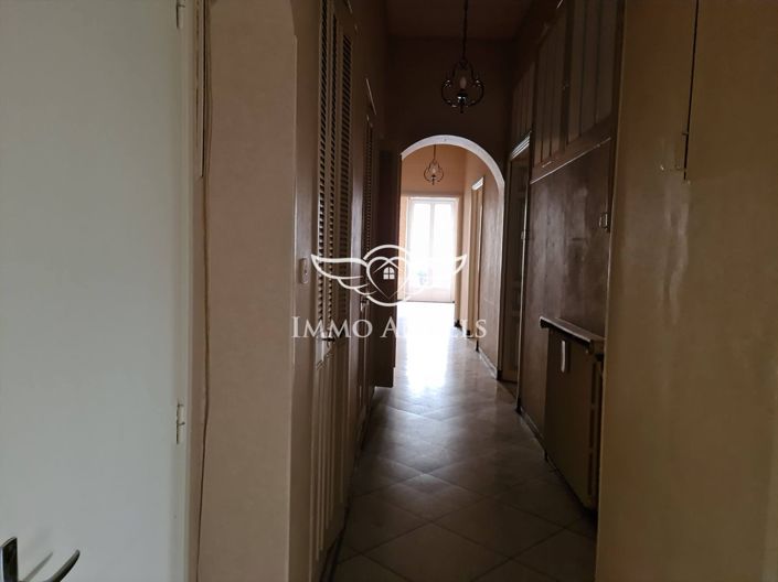 Image No.13-7 Bed House for sale