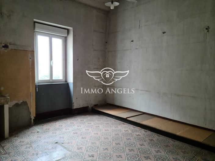 Image No.16-7 Bed House for sale