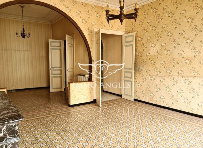 Image No.2-7 Bed House for sale