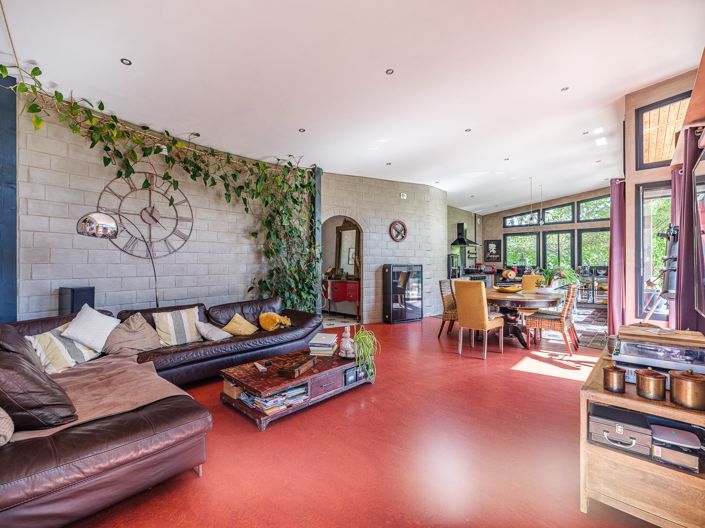 Image No.6-3 Bed House for sale