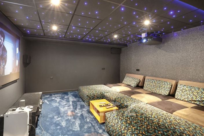 Image No.16-5 Bed House for sale