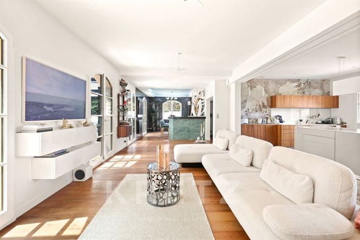 Image No.3-5 Bed House for sale