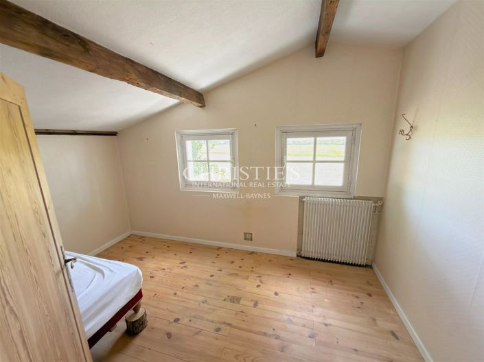 Image No.23-5 Bed House for sale