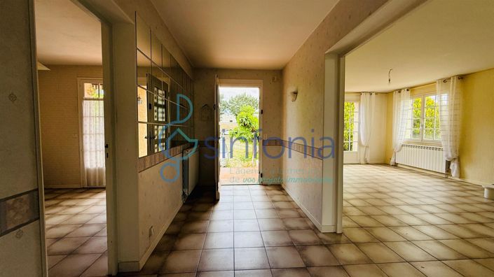 Image No.11-4 Bed House for sale